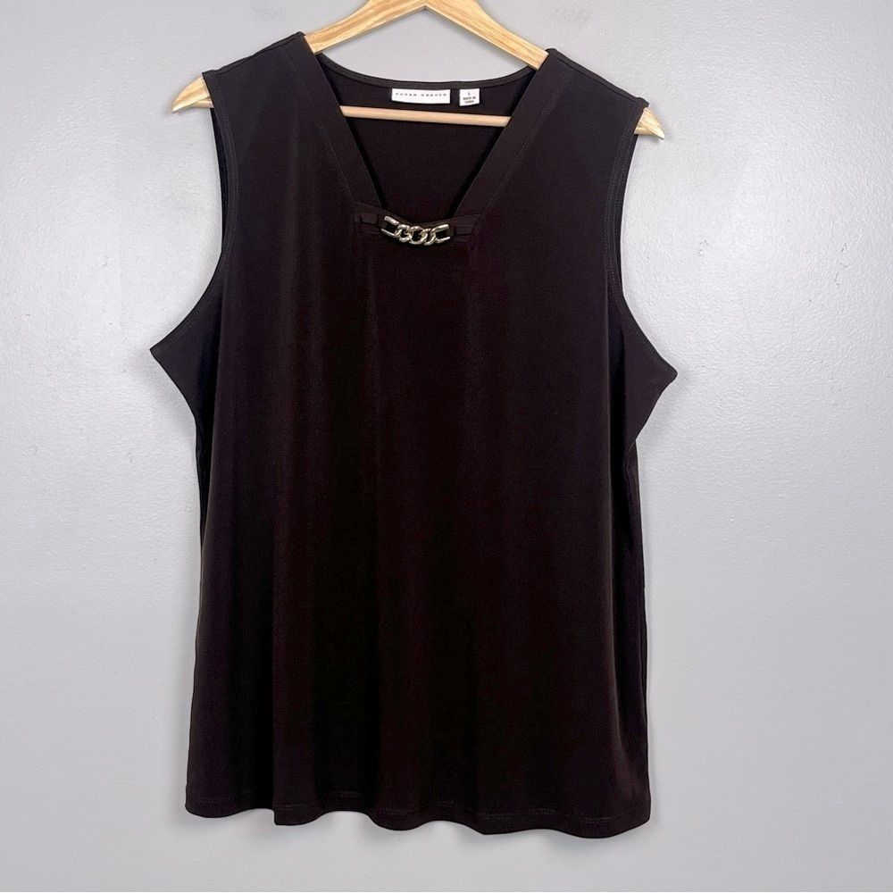 Susan Graver dark brown poly spandex Goldtone chain detail sleeveless top, large